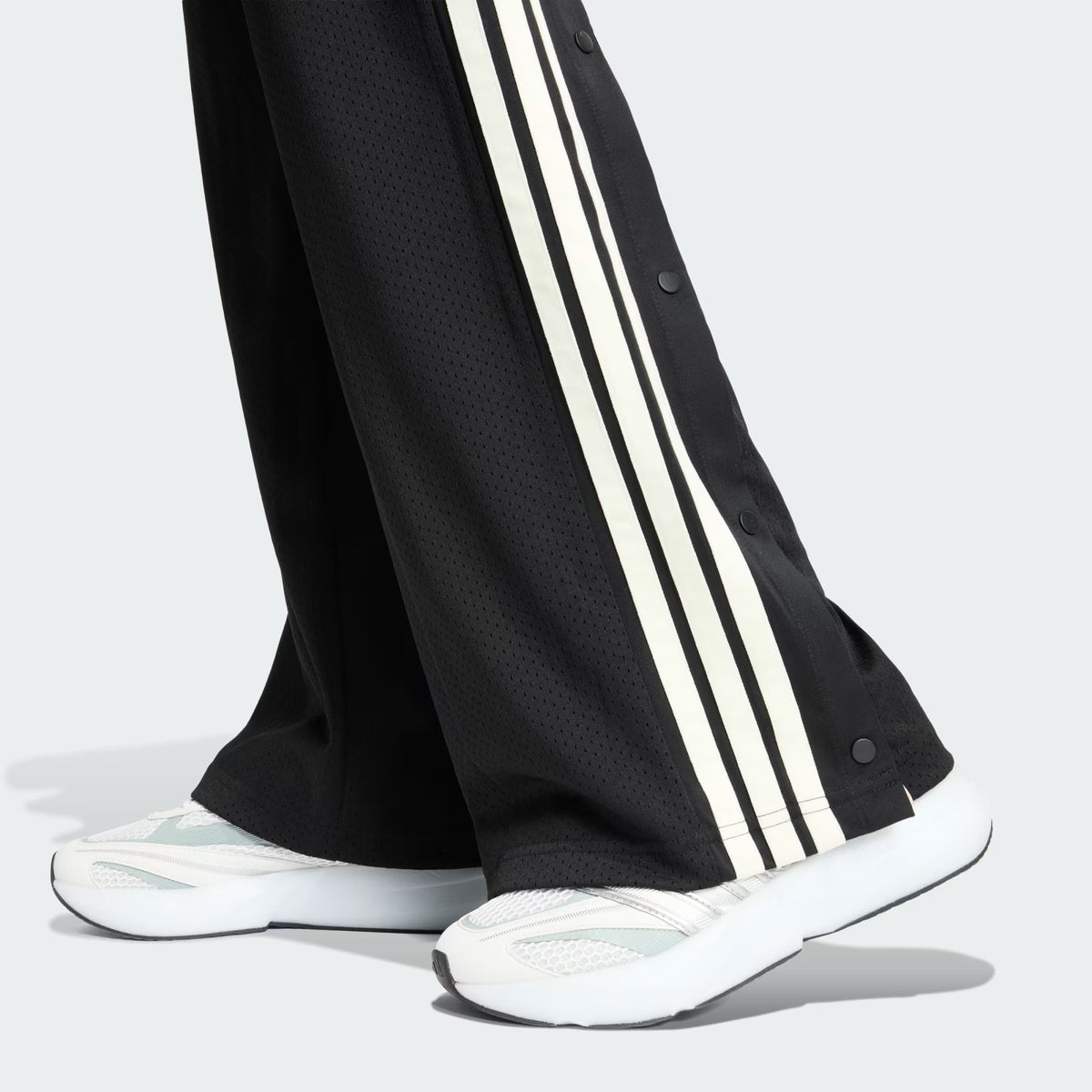 PANTS CASUAL NEGRO ADIDAS MUJER-3