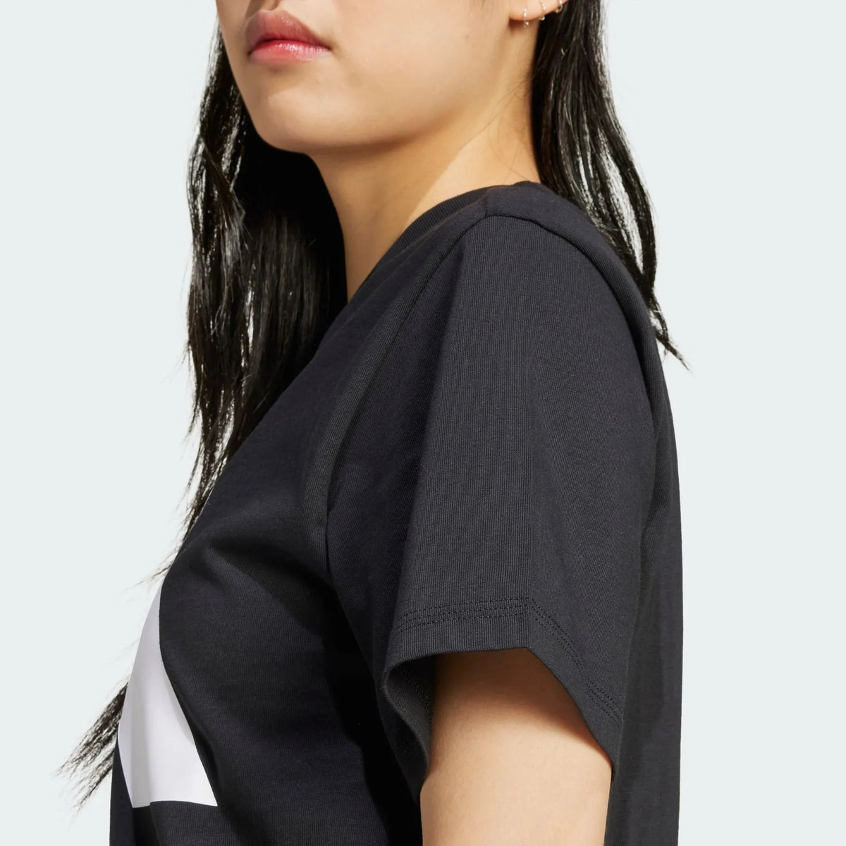 PLAYERA CASUAL NEGRO ADIDAS MUJER-3