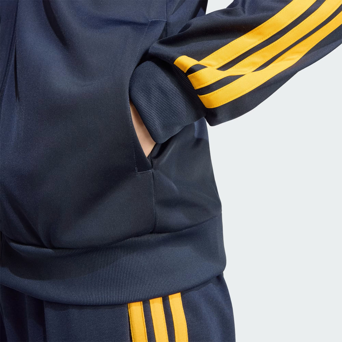 CHAMARRA ADIDAS REAL MADRID DNA HOMBRE-3