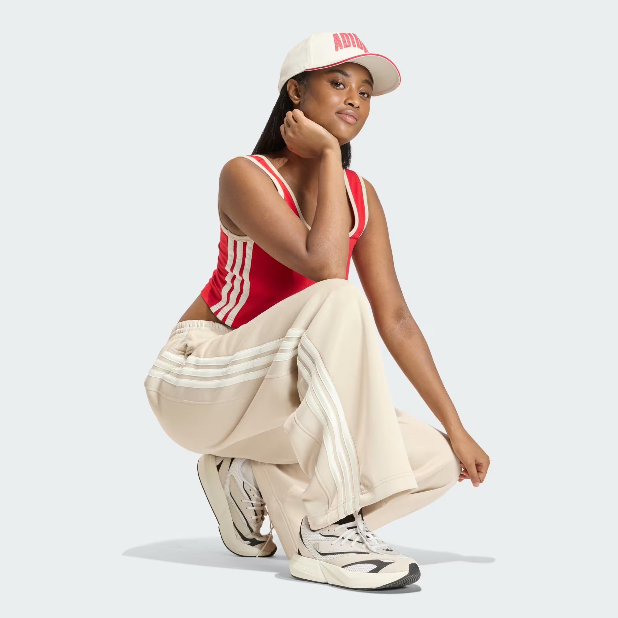 PANTALON CASUAL BEIGE ADIDAS MUJER